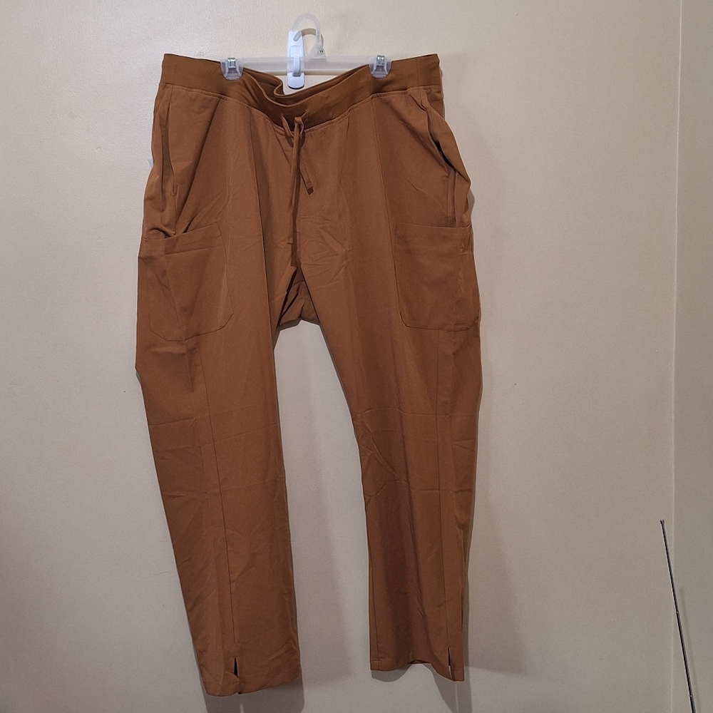 NWOT Mandala Scrub Pants